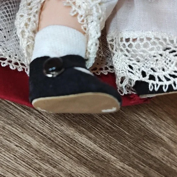 Vintage Madame Alexander-kins Marme Doll Lace Apron USA 8in‎ Collectible Figure - Picture 7 of 12